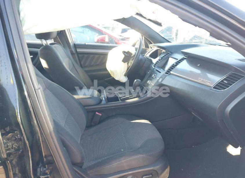 Photo 5 of 2015 Ford Taurus SEL (VIN 1FAHP2E89FG179587)