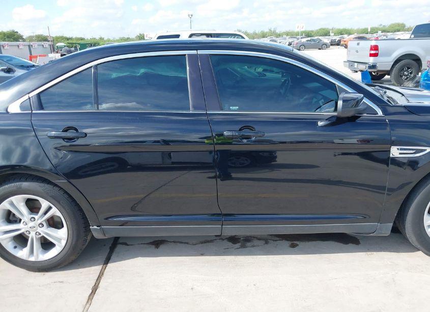 Photo 14 of 2016 Ford Taurus SEL (VIN 1FAHP2E89GG107368)