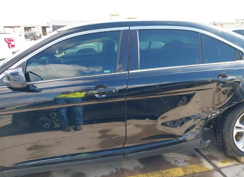 Photo 15 of 2016 Ford Taurus SEL (VIN 1FAHP2E89GG107368)