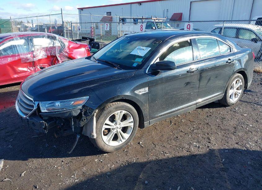 Photo 2 of 2016 Ford Taurus SEL (VIN 1FAHP2E89GG113400)