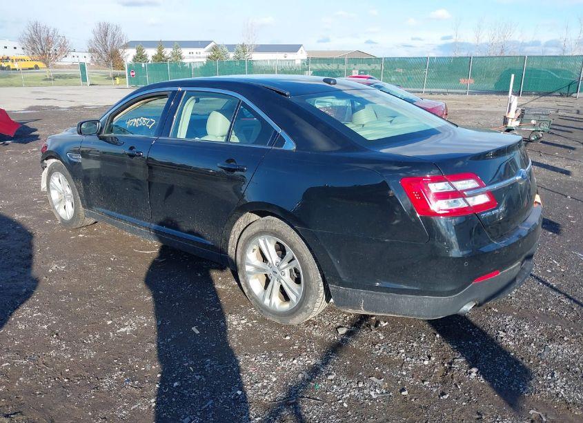 Photo 3 of 2016 Ford Taurus SEL (VIN 1FAHP2E89GG113400)