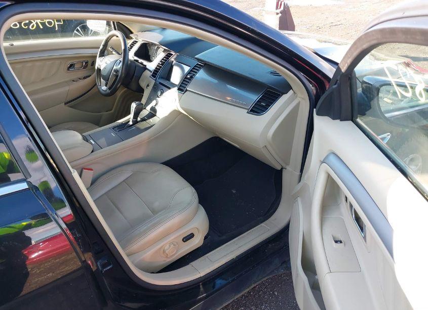 Photo 5 of 2016 Ford Taurus SEL (VIN 1FAHP2E89GG113400)