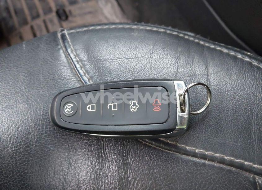 Photo 11 of 2016 Ford Taurus SEL (VIN 1FAHP2E89GG124736)