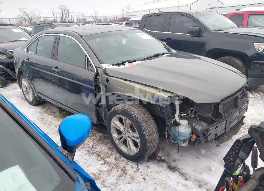 2016 Ford Taurus SEL (VIN 1FAHP2E89GG157672) main photo