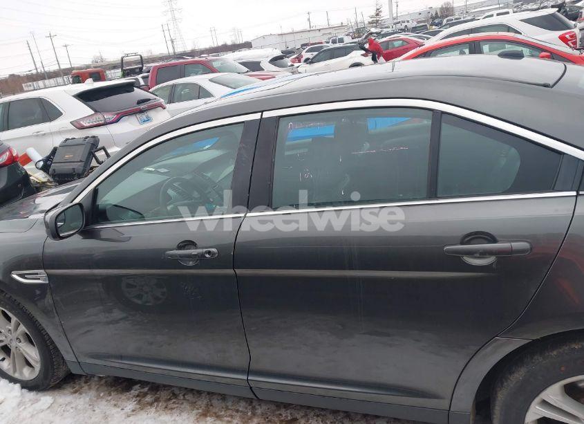 Photo 15 of 2016 Ford Taurus SEL (VIN 1FAHP2E89GG157672)