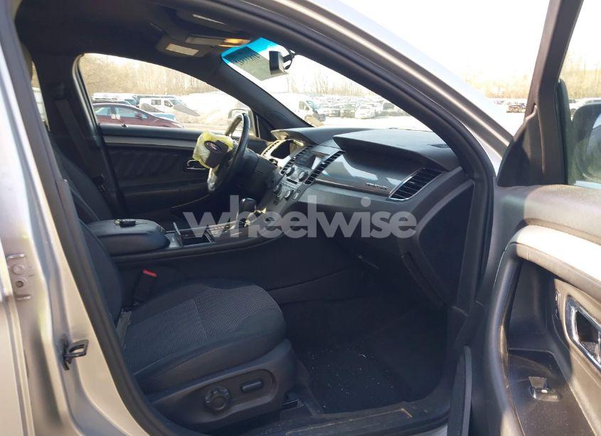 Photo 5 of 2013 Ford Taurus SEL (VIN 1FAHP2E8XDG191132)