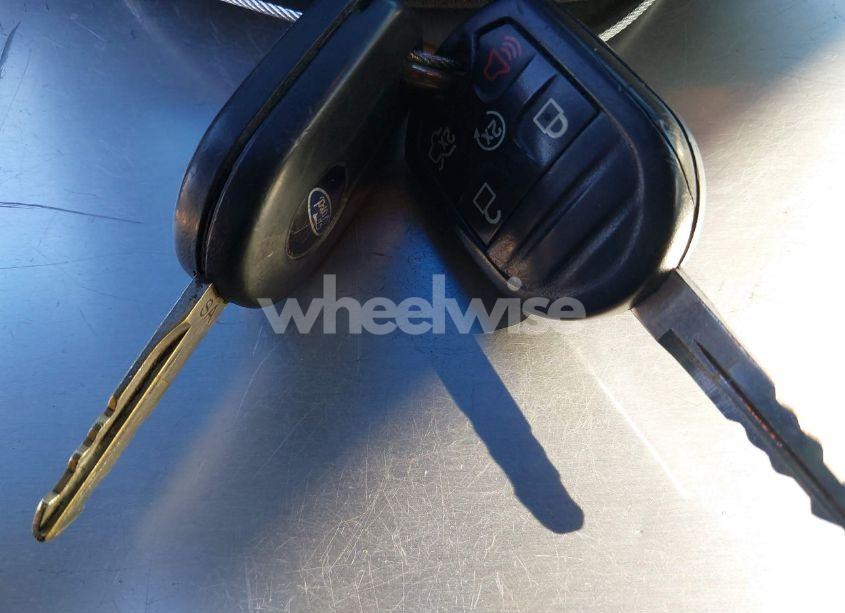 Photo 11 of 2013 Ford Taurus SEL (VIN 1FAHP2E8XDG194905)