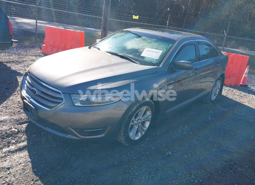 Photo 2 of 2013 Ford Taurus SEL (VIN 1FAHP2E8XDG198937)