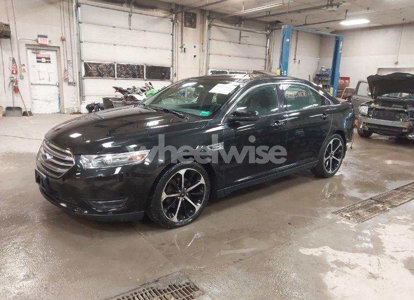 Photo 2 of 2014 Ford Taurus SEL (VIN 1FAHP2E8XEG126489)