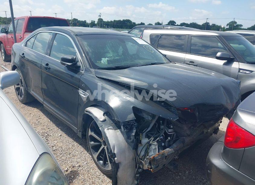 2014 Ford Taurus SEL (VIN 1FAHP2E8XEG133992) main photo