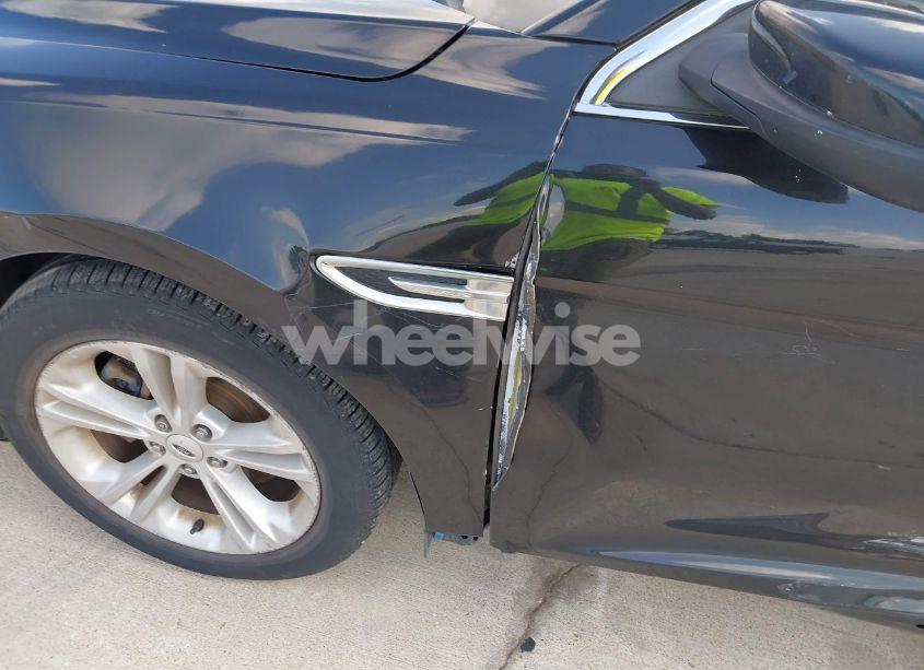 Photo 13 of 2014 Ford Taurus SEL (VIN 1FAHP2E8XEG137394)