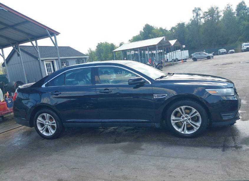 Photo 13 of 2014 Ford Taurus SEL (VIN 1FAHP2E8XEG139744)