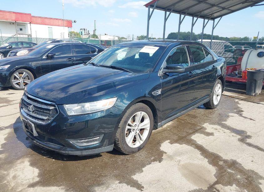 Photo 2 of 2014 Ford Taurus SEL (VIN 1FAHP2E8XEG139744)