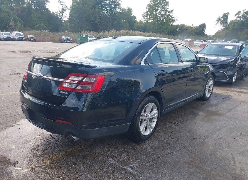 Photo 4 of 2014 Ford Taurus SEL (VIN 1FAHP2E8XEG139744)