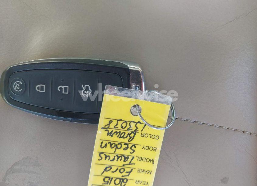 Photo 11 of 2015 Ford Taurus SEL (VIN 1FAHP2E8XFG133038)