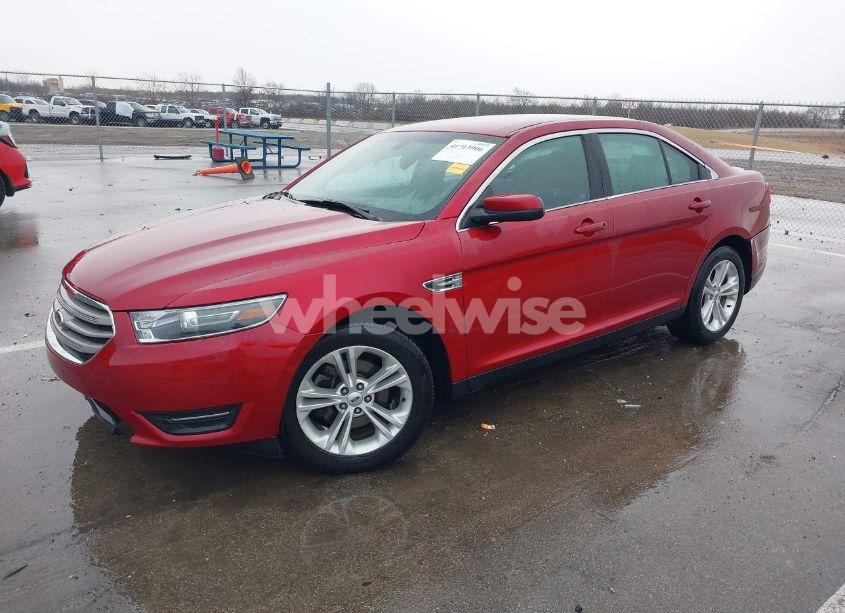 Photo 2 of 2015 Ford Taurus SEL (VIN 1FAHP2E8XFG163303)
