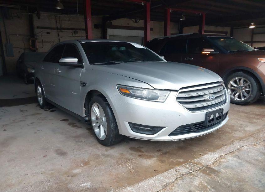 2015 Ford Taurus SEL (VIN 1FAHP2E8XFG179842) main photo