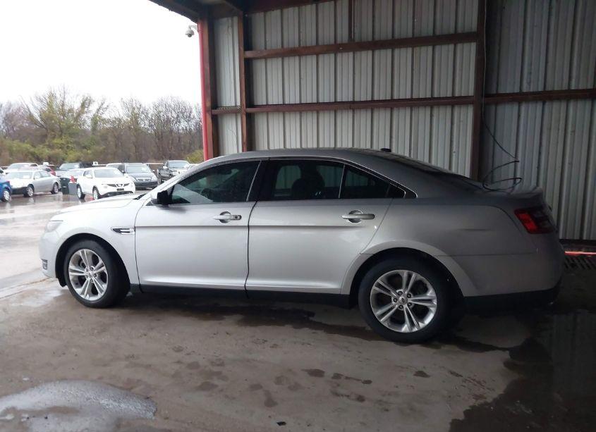 Photo 14 of 2015 Ford Taurus SEL (VIN 1FAHP2E8XFG179842)