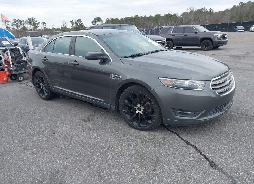 2015 Ford Taurus SEL (VIN 1FAHP2E8XFG194857) main photo
