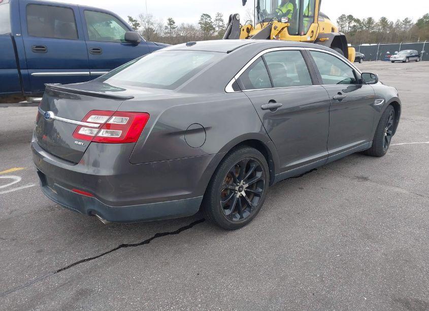 Photo 4 of 2015 Ford Taurus SEL (VIN 1FAHP2E8XFG194857)