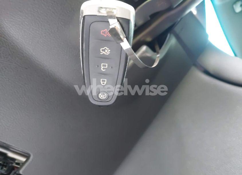 Photo 11 of 2015 Ford Taurus SEL (VIN 1FAHP2E8XFG200771)