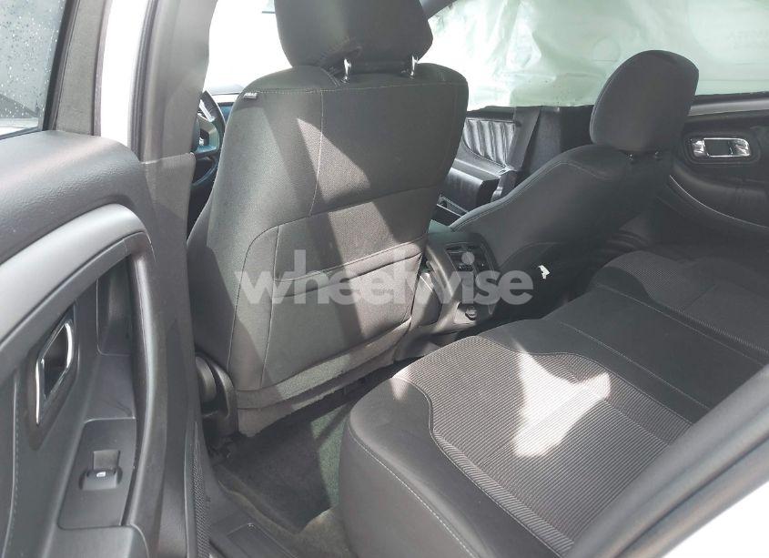 Photo 8 of 2015 Ford Taurus SEL (VIN 1FAHP2E8XFG200771)