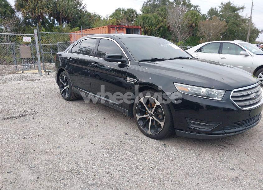 2016 Ford Taurus SEL (VIN 1FAHP2E8XGG146423) main photo