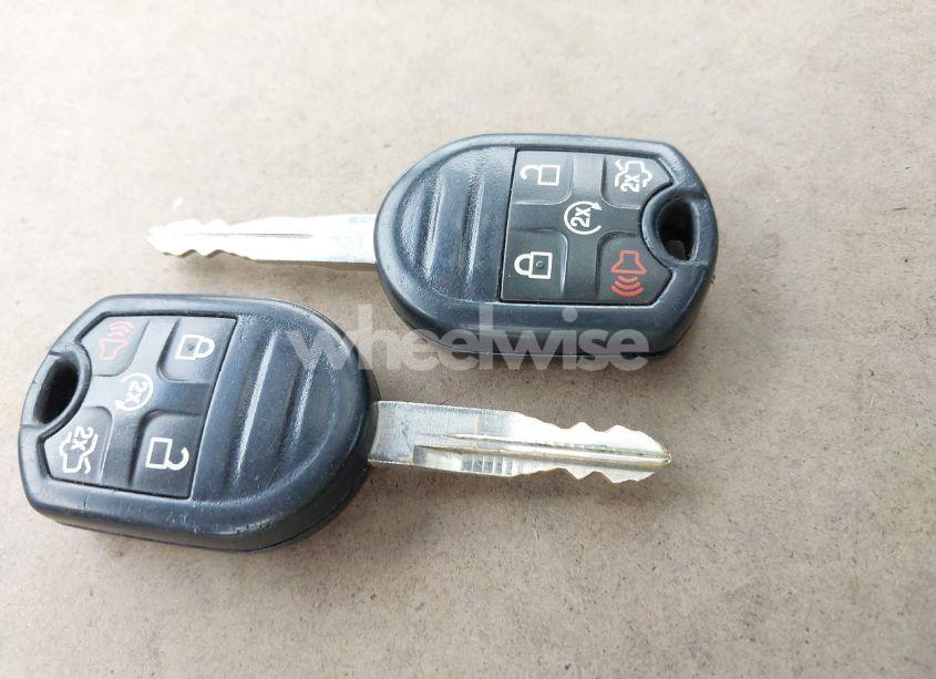 Photo 11 of 2013 Ford Taurus SEL (VIN 1FAHP2E91DG159758)