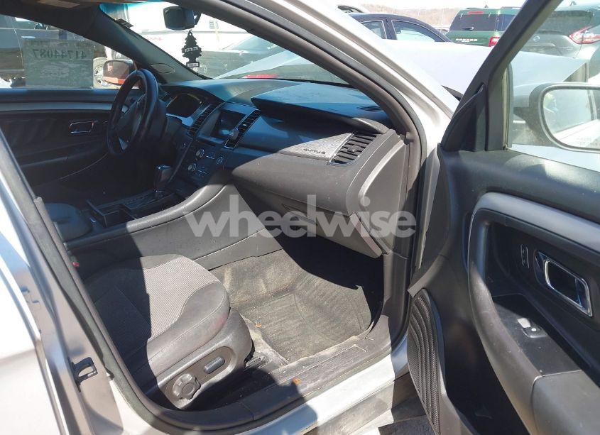 Photo 5 of 2016 Ford Taurus SEL (VIN 1FAHP2E91GG107258)