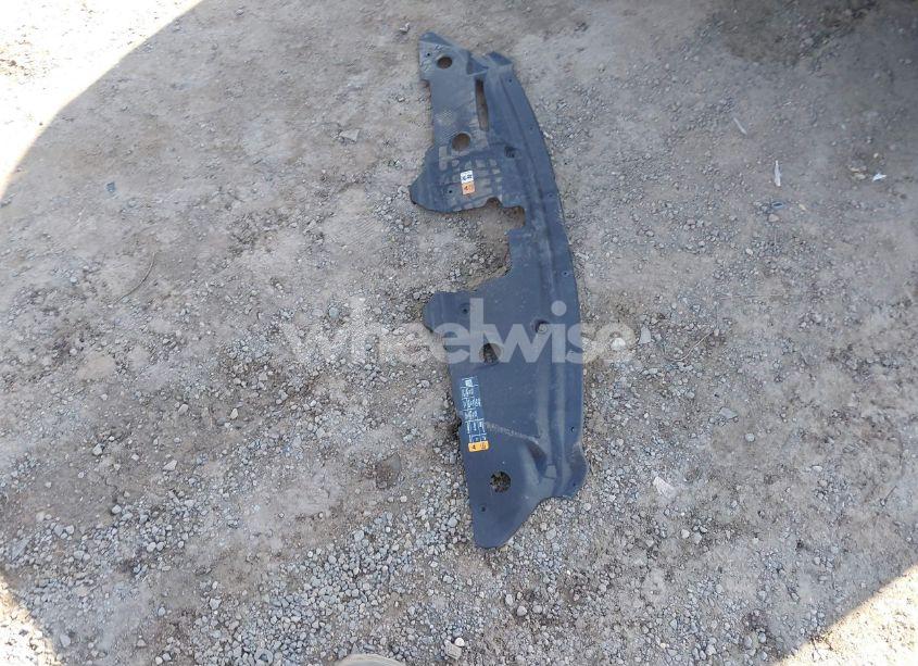 Photo 12 of 2017 Ford Taurus SEL (VIN 1FAHP2E93HG103424)