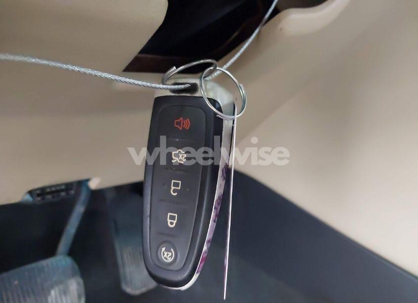 Photo 11 of 2013 Ford Taurus SEL (VIN 1FAHP2E94DG175100)