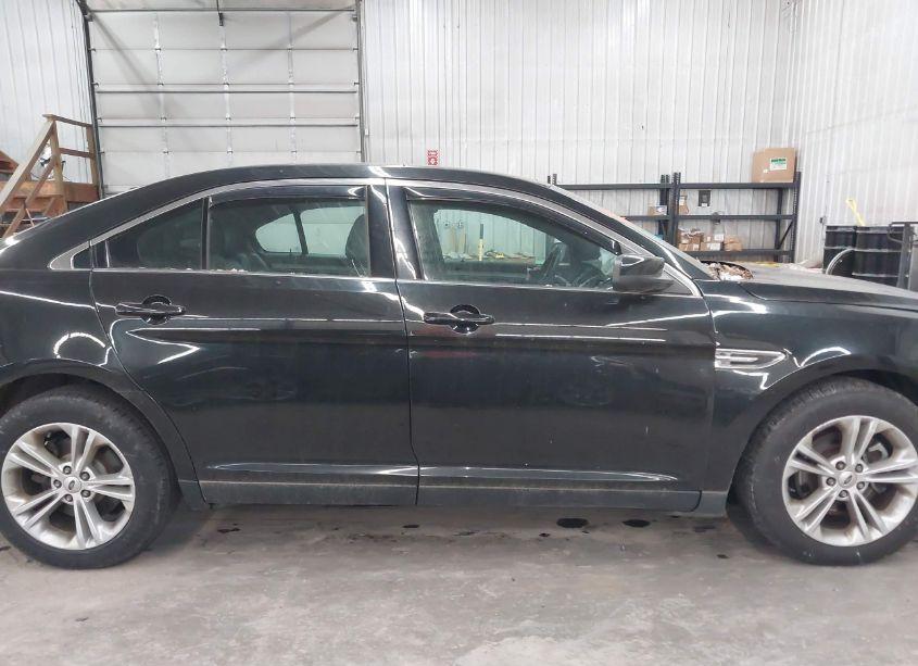 Photo 13 of 2013 Ford Taurus SEL (VIN 1FAHP2E95DG197669)