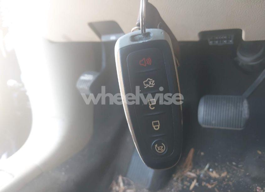 Photo 11 of 2013 Ford Taurus SEL (VIN 1FAHP2E97DG147467)