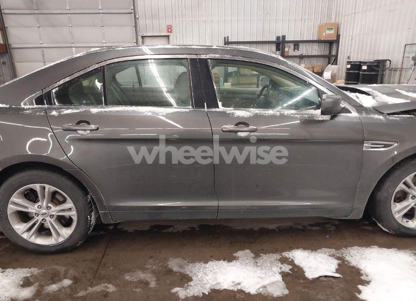 Photo 14 of 2016 Ford Taurus SEL (VIN 1FAHP2E98GG109895)