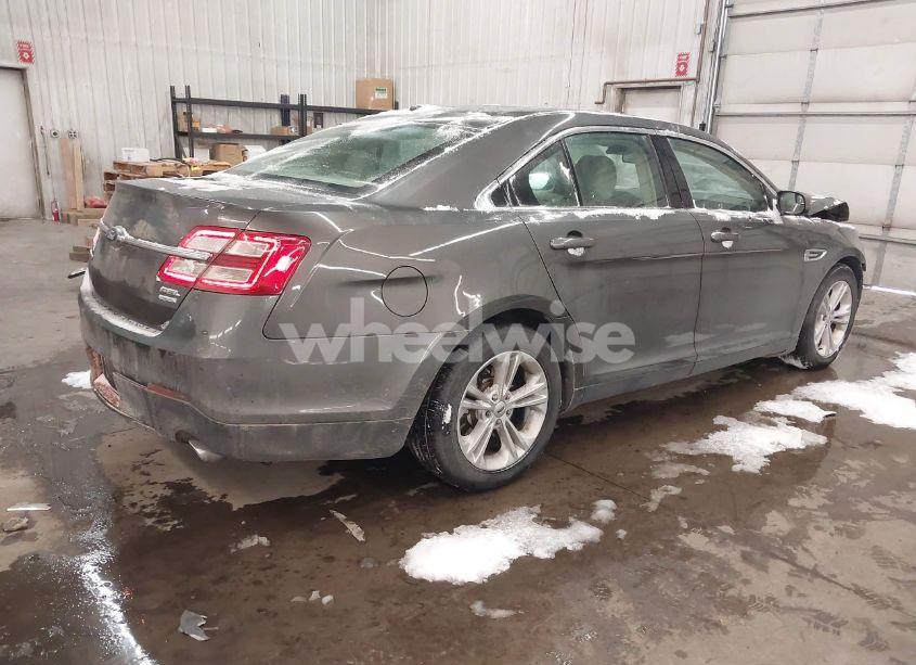 Photo 4 of 2016 Ford Taurus SEL (VIN 1FAHP2E98GG109895)