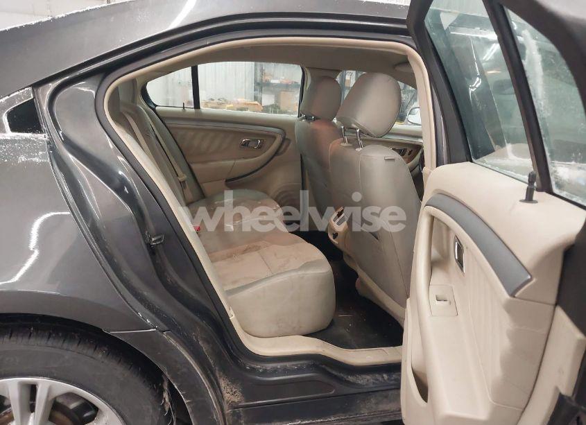 Photo 8 of 2016 Ford Taurus SEL (VIN 1FAHP2E98GG109895)