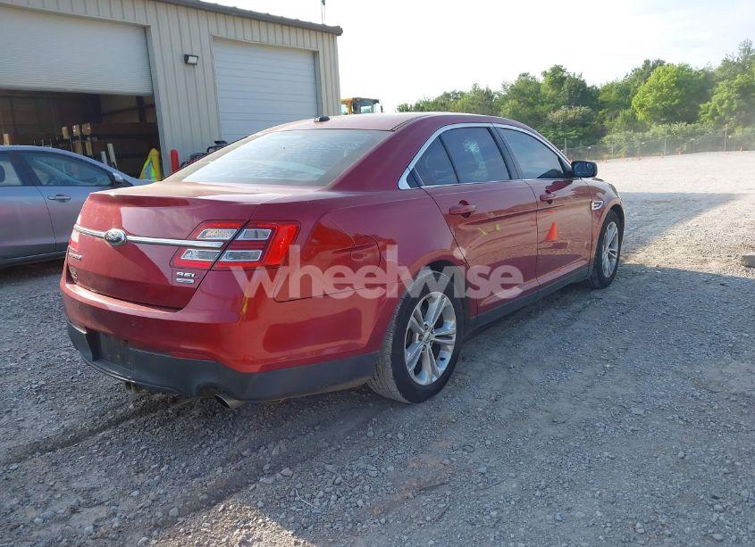 Photo 4 of 2013 Ford Taurus SEL (VIN 1FAHP2E99DG173584)