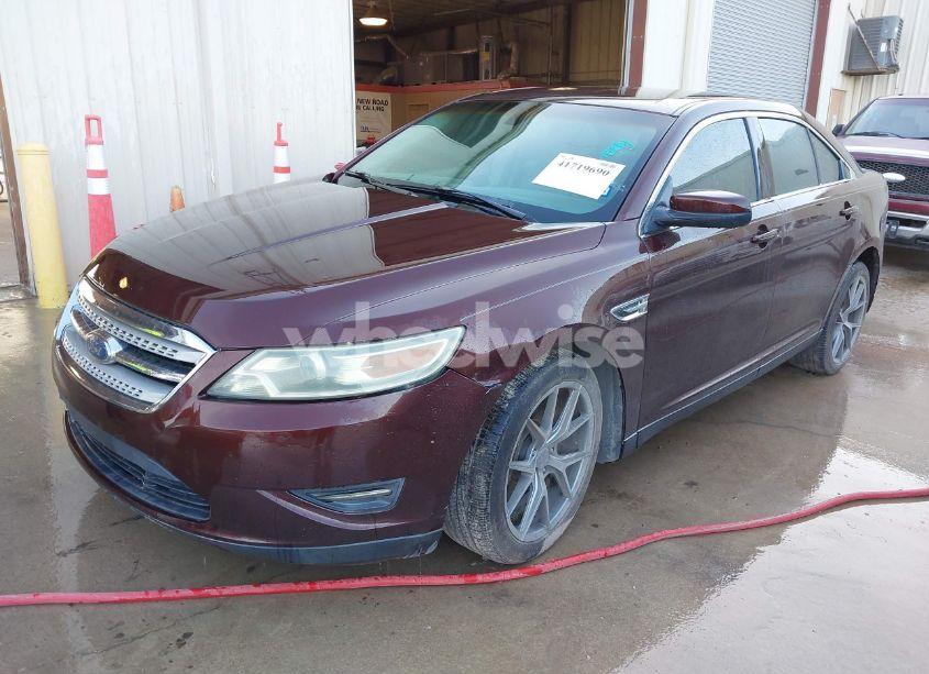 Photo 2 of 2010 Ford Taurus SEL (VIN 1FAHP2EW0AG120015)