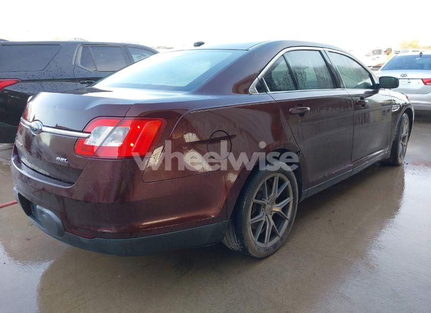 Photo 4 of 2010 Ford Taurus SEL (VIN 1FAHP2EW0AG120015)