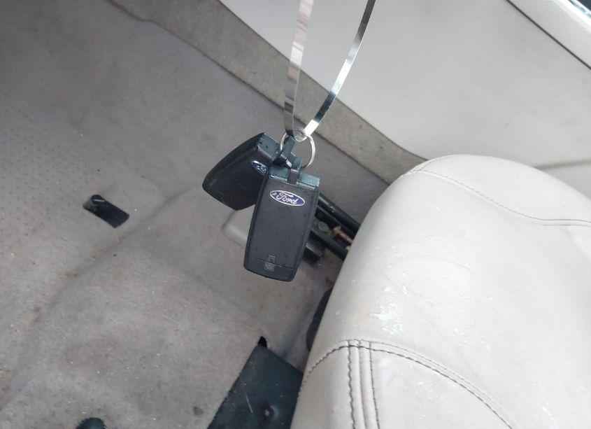 Photo 11 of 2010 Ford Taurus SEL (VIN 1FAHP2EW0AG129622)