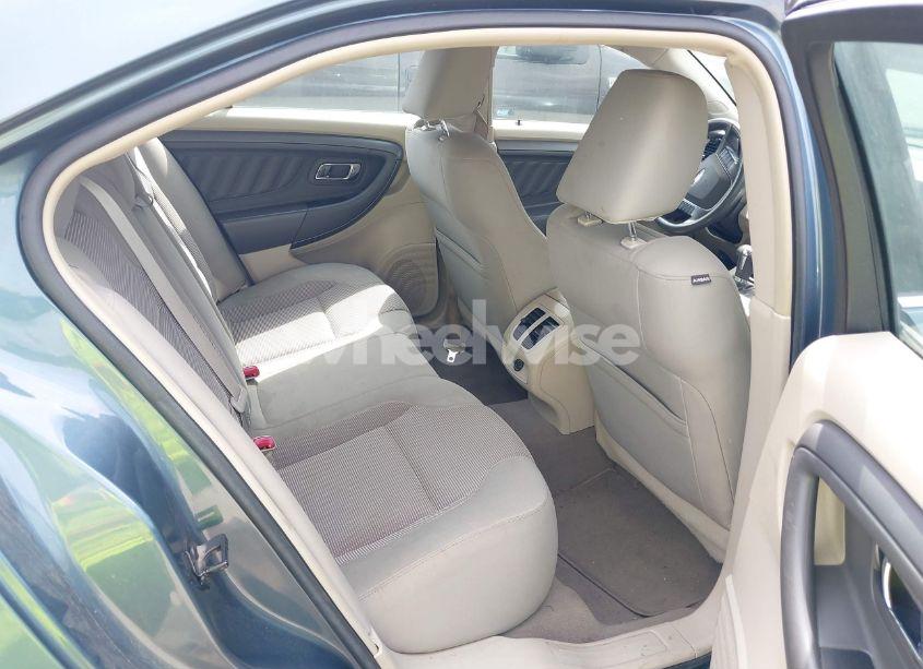 Photo 8 of 2010 Ford Taurus SEL (VIN 1FAHP2EW0AG136120)