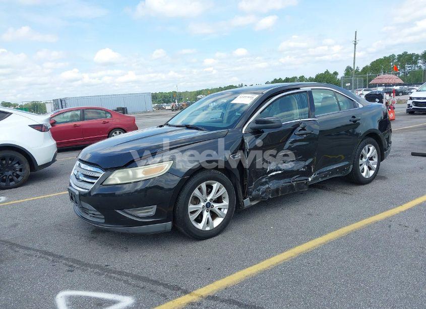 Photo 2 of 2010 Ford Taurus SEL (VIN 1FAHP2EW0AG147814)