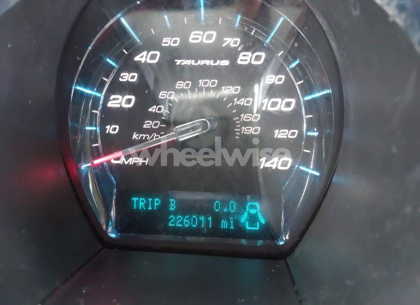 Photo 7 of 2010 Ford Taurus SEL (VIN 1FAHP2EW0AG147814)