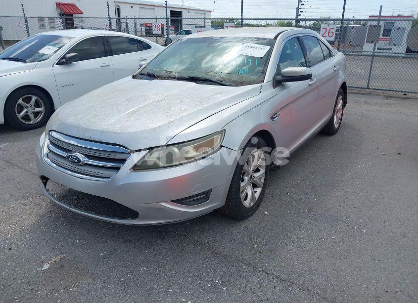 Photo 2 of 2011 Ford Taurus SEL (VIN 1FAHP2EW0BG126012)
