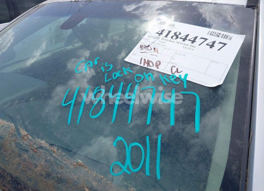 Photo 8 of 2011 Ford Taurus SEL (VIN 1FAHP2EW0BG126012)