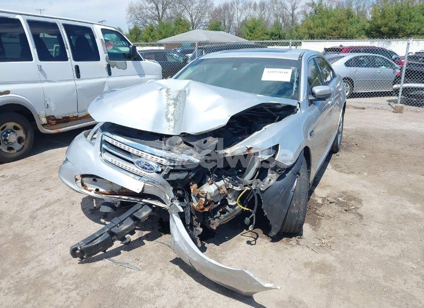 Photo 2 of 2010 Ford Taurus SEL (VIN 1FAHP2EW1AG134697)