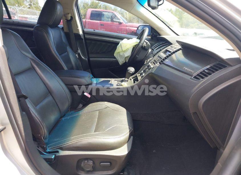 Photo 5 of 2010 Ford Taurus SEL (VIN 1FAHP2EW1AG134697)