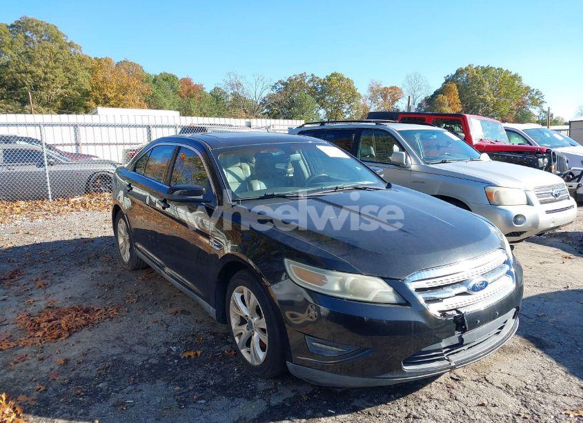 2011 Ford Taurus SEL (VIN 1FAHP2EW1BG129100) main photo