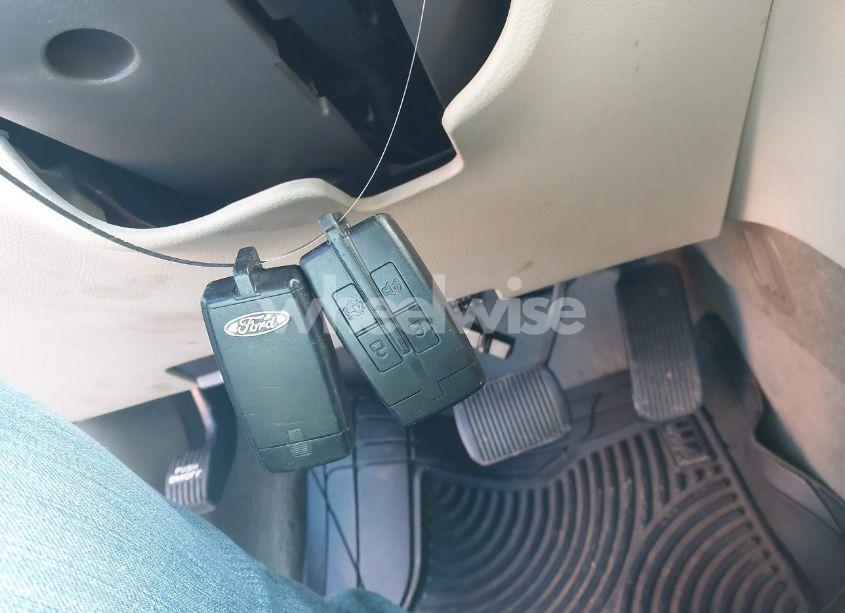 Photo 11 of 2010 Ford Taurus SEL (VIN 1FAHP2EW2AG101675)