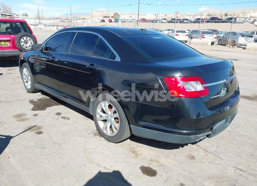 Photo 3 of 2010 Ford Taurus SEL (VIN 1FAHP2EW2AG105242)